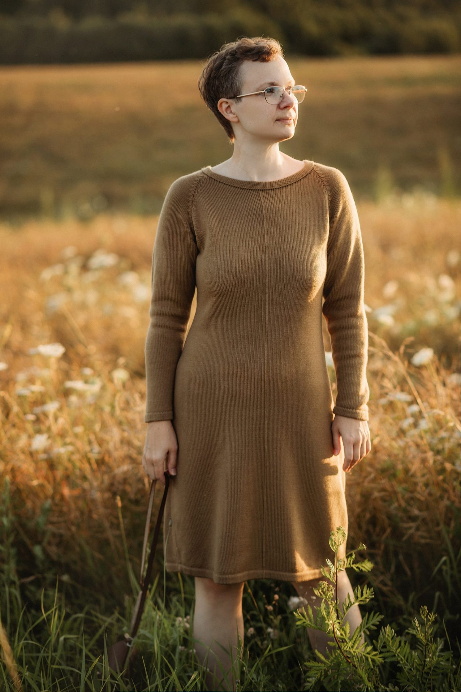 Megzta ruda klasikinė suknelė