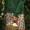 Rankų darbo žalias moteriškas megztinis
