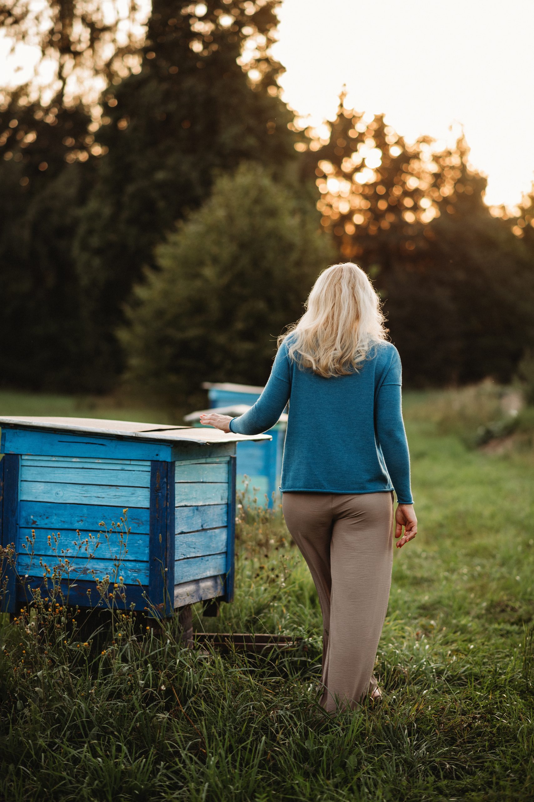 Moteriškas merino vilnos megztinis laivelio formos kaklu Moteriškas merino vilnos megztinis laivelio formos kaklu